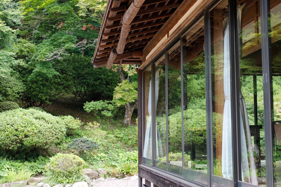 「長瀞トリックアート有隣倶楽部」中庭 離れ茶室 イメージ2