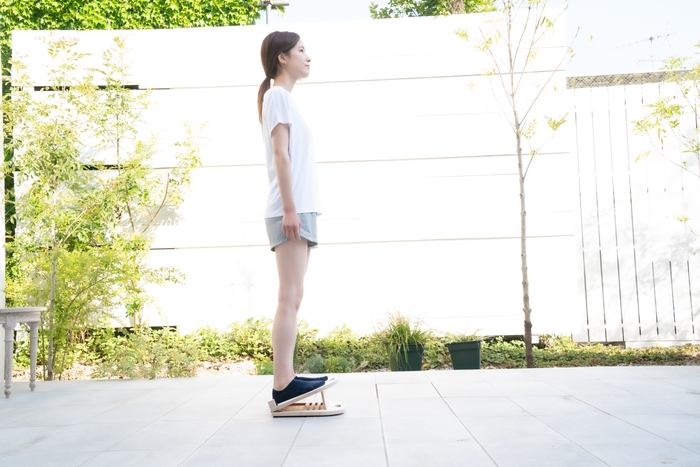 乗っているだけでもふくらはぎに強力アプローチ!