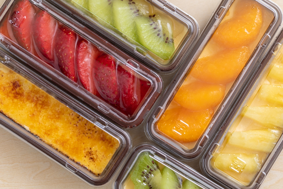 【カタラーナ】自家製プリンにカラメリーゼして冷凍した新感覚スイーツ。半解凍でお召し上がり頂くのがおすすめ。