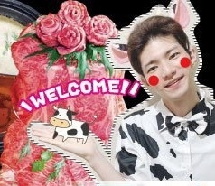 牛耳カチューシャをつけて写真が撮れます