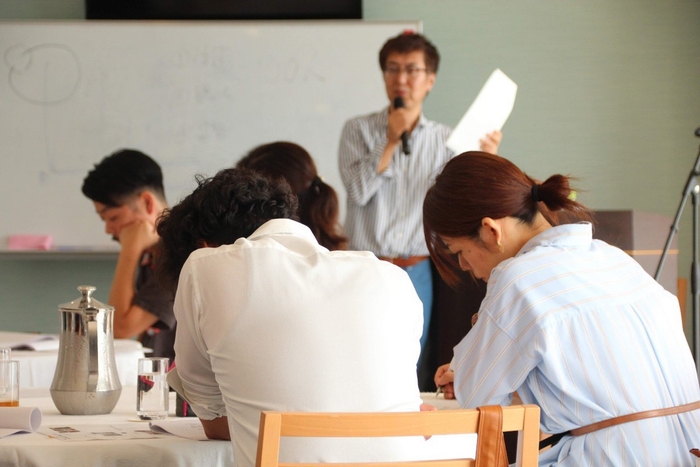 不定期で行われる講座には遠方からも人が集まる。