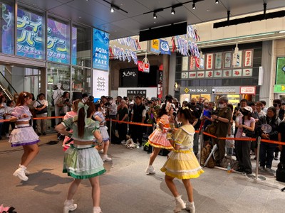 ご当地アイドルと盛りあがり