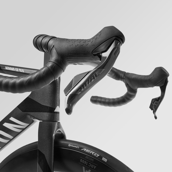 Rival AXS E1 - エアロードCF SLX 7 Speedに搭載