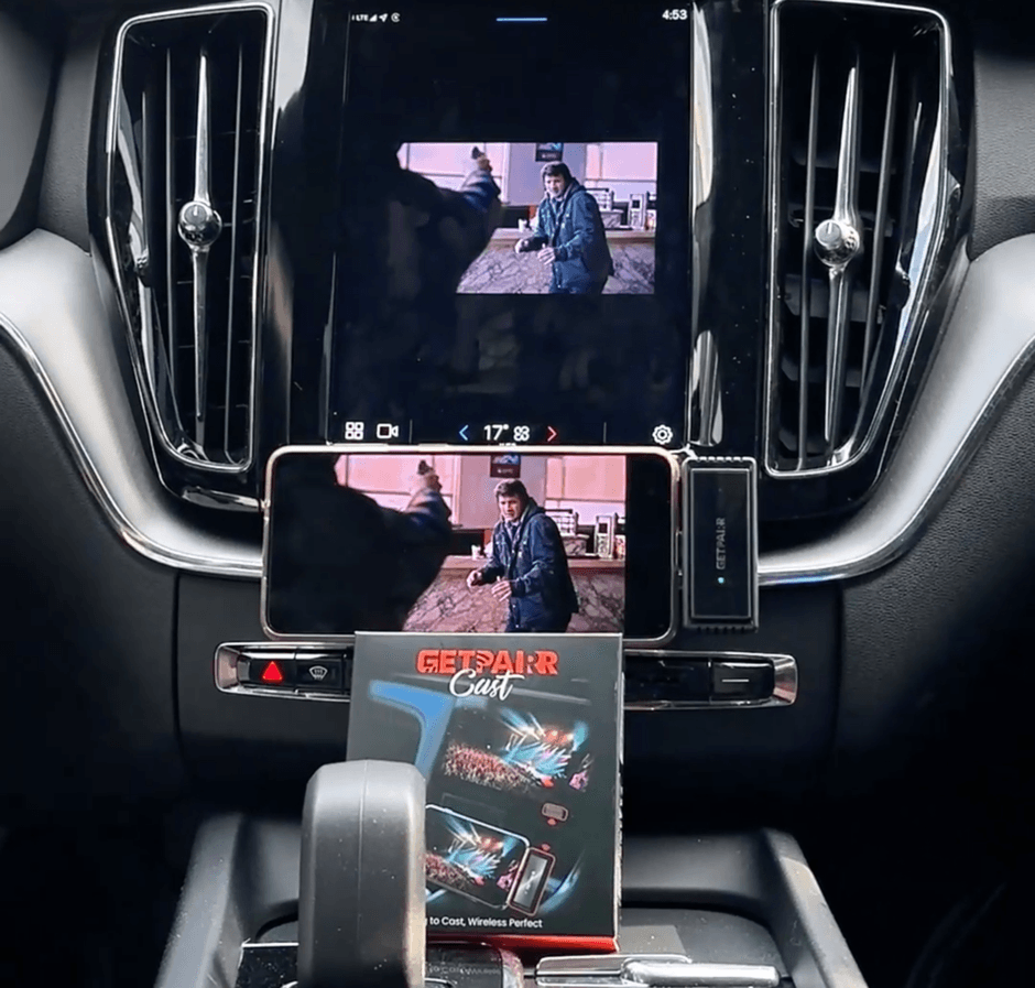 スマホ画面を車載ディスプレイで見やすく共有