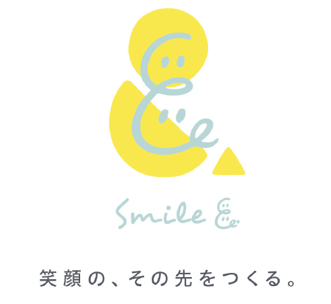 Smile＆ ロゴ