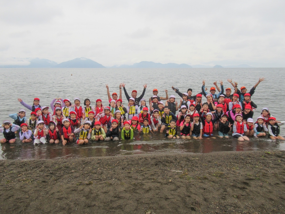 参加児童の記念撮影