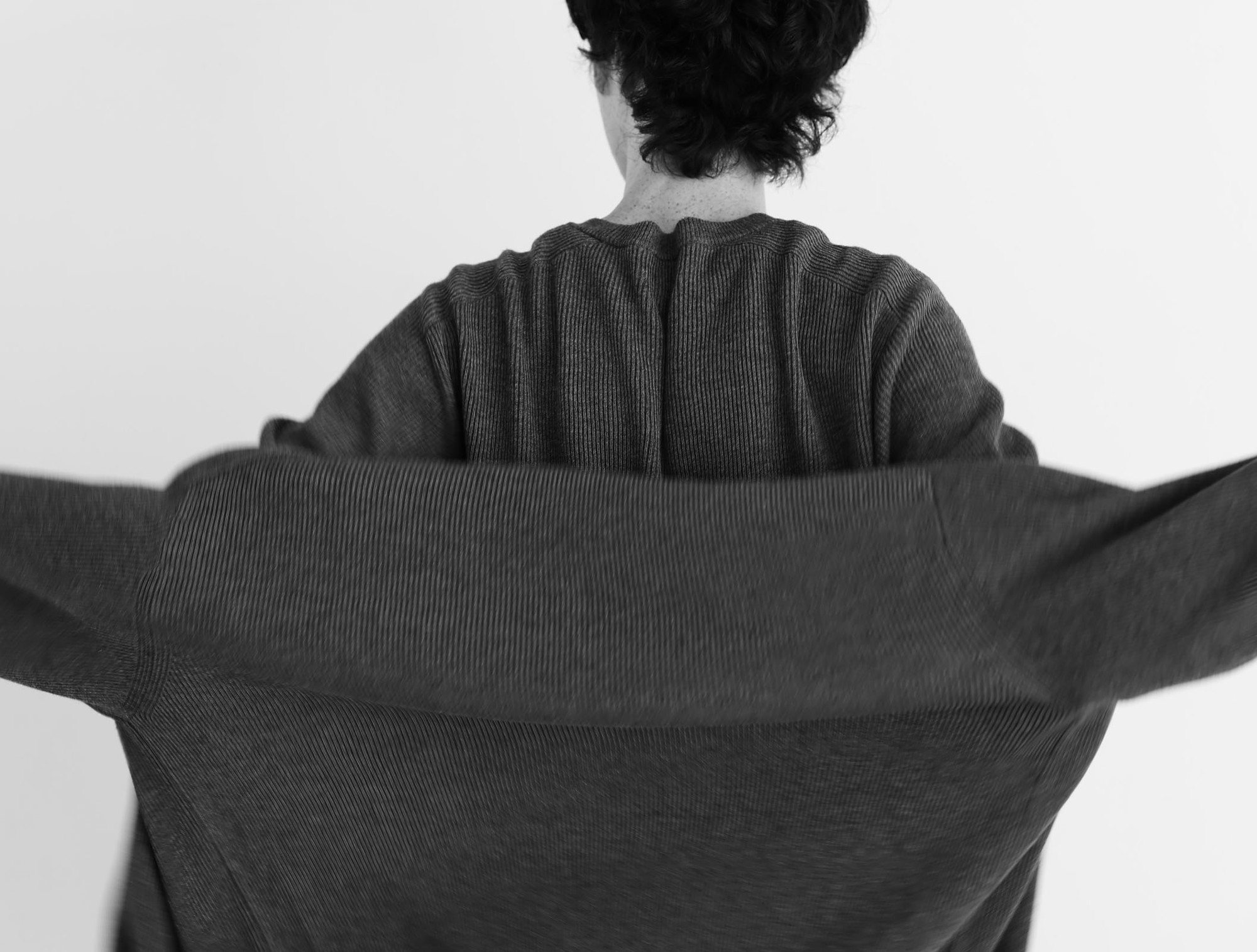 【SHIPS By OKUYAMA MERIYASU】SHIPSでしか購入できない特別なモデルを発売開始！