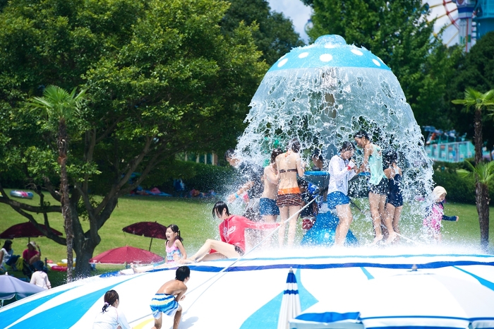 夏のレジャープールに秋のフードイベントと遊びは盛りだくさん！