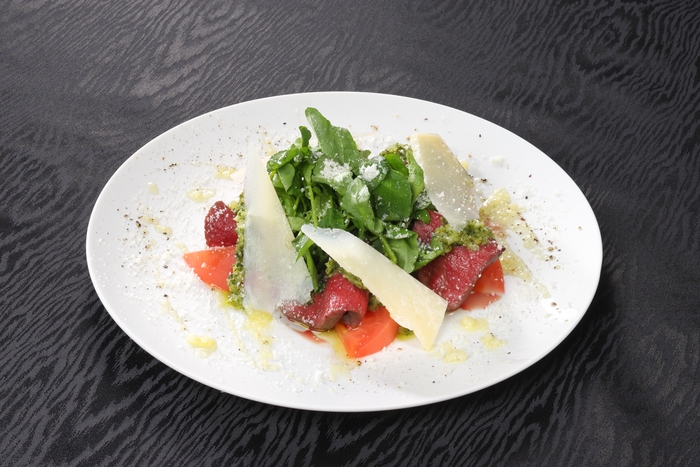 夏鹿のタリアータ サルサヴェルテ