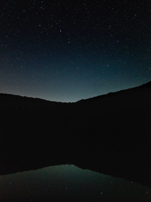 青森の秘境で、星空に思いを馳せ心をほぐす癒し旅　 「星浴と闇歩き」ツアー、期間限定開催