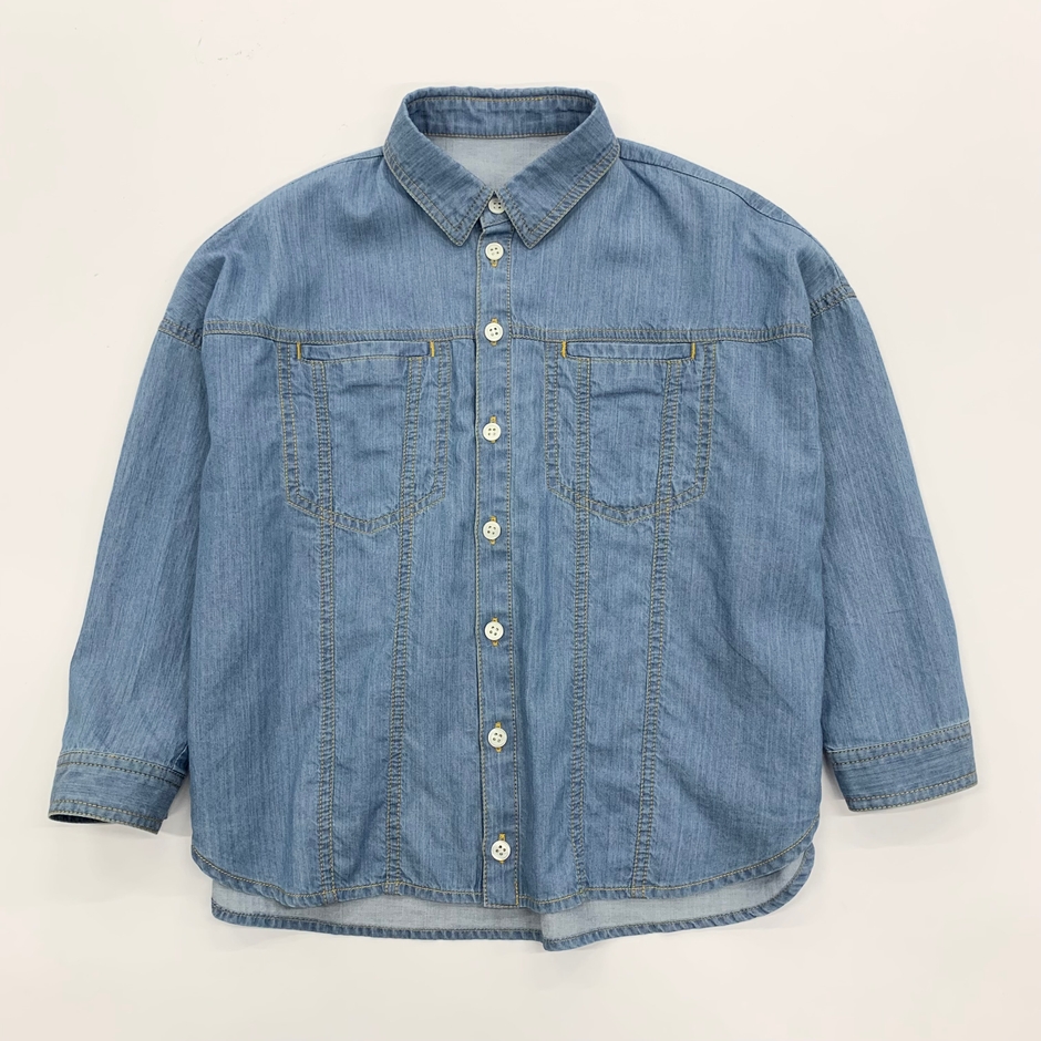 シャツ (110~140㎝)13,200円、(140~160㎝)14,300円(全て税込)