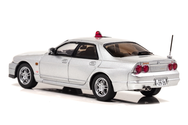 1/43 日産 スカイライン GT-R AUTECH VERSION 1998 埼玉県警察高速道路交通警察隊車両(覆面/銀):左後