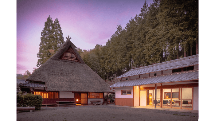 螢庵　新たに開業した茅葺一棟貸し(1)