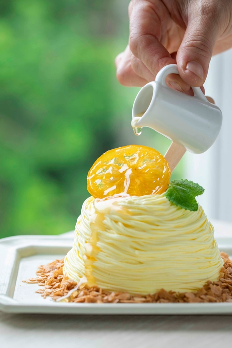 巣ごもりパンケーキ ハチミツレモンをかけて