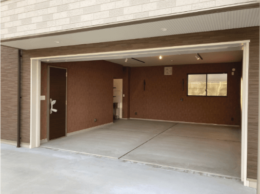 【1階　ガレージ】