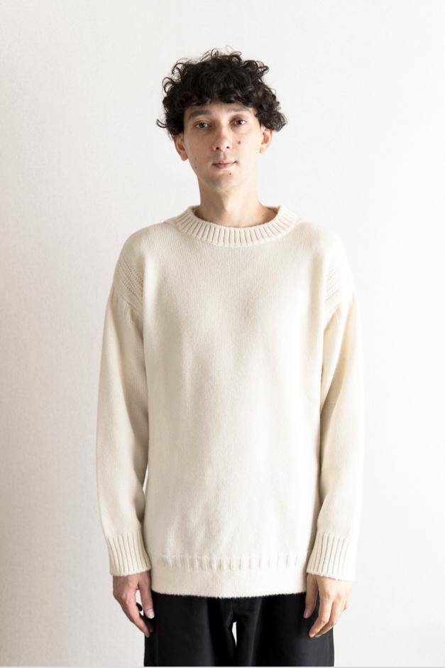 モデル着用男性(白)