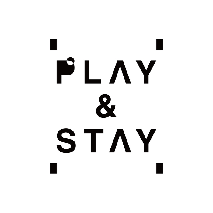 PLAY & STAYロゴ