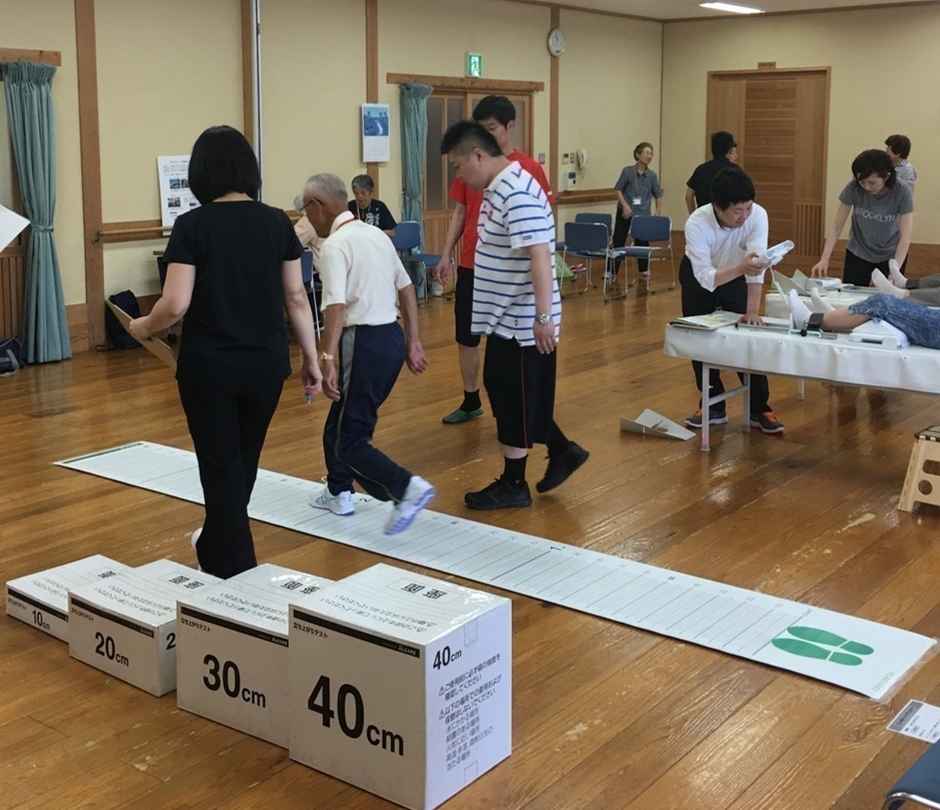 佐賀県の薬局のロコモ予防の取り組み