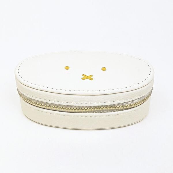 落ち着いた色味と箔押しミッフィーがおしゃれなジュエリーボックス！アクセサリーを綺麗に飾れて旅行先にも持っていけます。