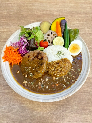 【阿波黒牛】ハンバーグカレー