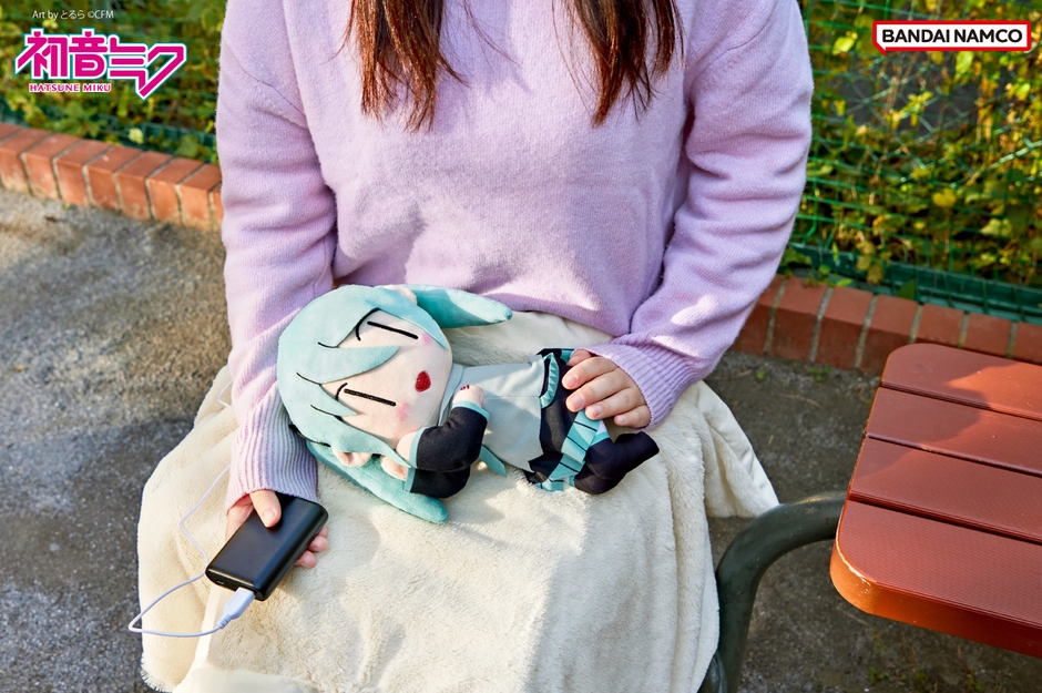 USBあったかブランケット 初音ミク 使用イメージ(3)