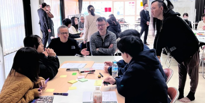 産官学民連携で東広島市の空き家をクリエイティブ拠点に改修 桜まつりでお披露目し、学生によるeスポーツ体験会も開催