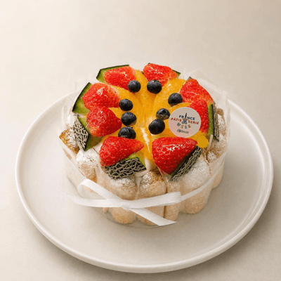 「しらゆき亭」の「シャルロットフリュイ」