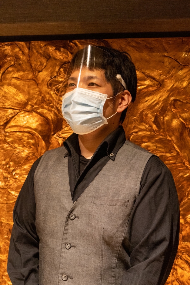 ゴムタイプのフェイスシールド