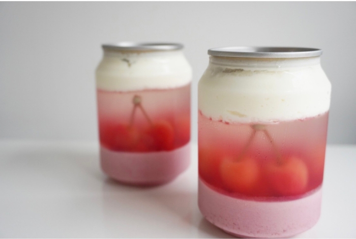 洛缶CAKE<さくらんぼ> 972円(税込)