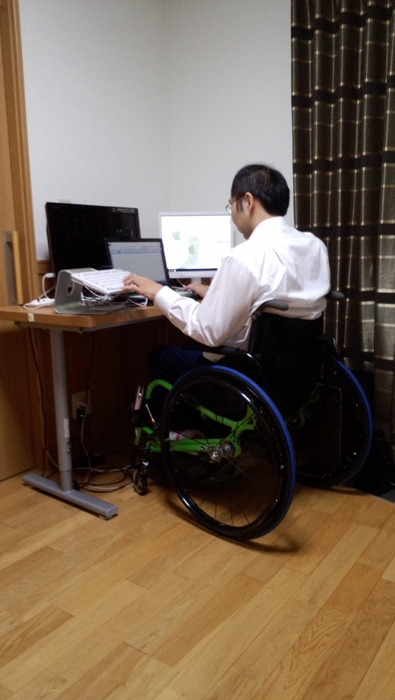 遠距離在宅勤務風景(茨城県鉾田市)