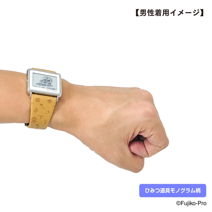 デジタル腕時計 男性着用イメージ