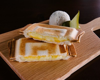 クワトロチーズ&ハチミツ
