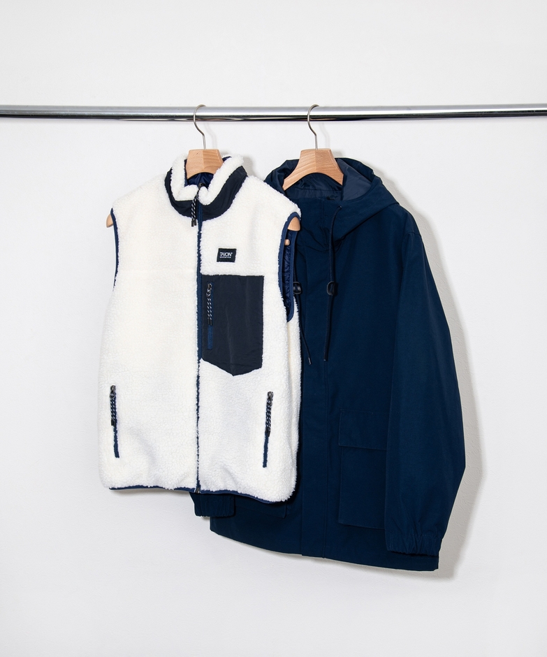 カラー展開:ネイビー、ブラック、カーキ、オリーブ