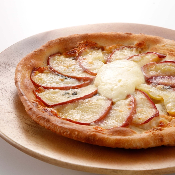 ピザ(りんご&クリームチーズ)