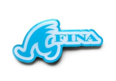 株式会社ハヤブサ様 「FINA SW ピンバッチ」