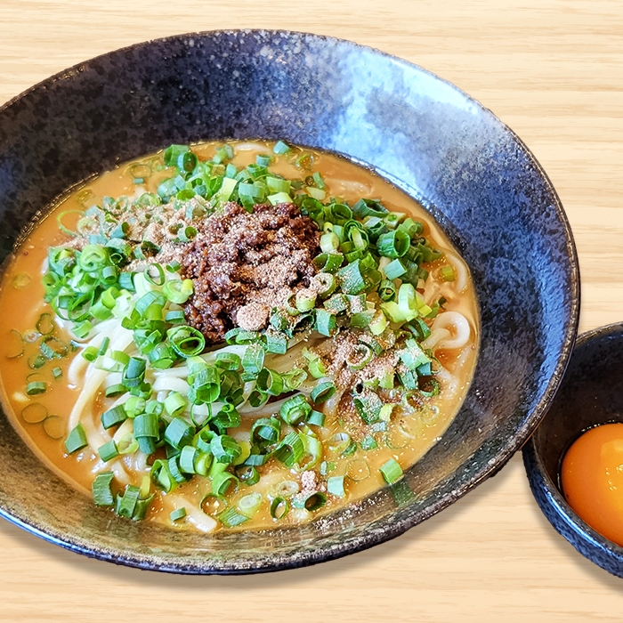 広島：汁なし担々麺