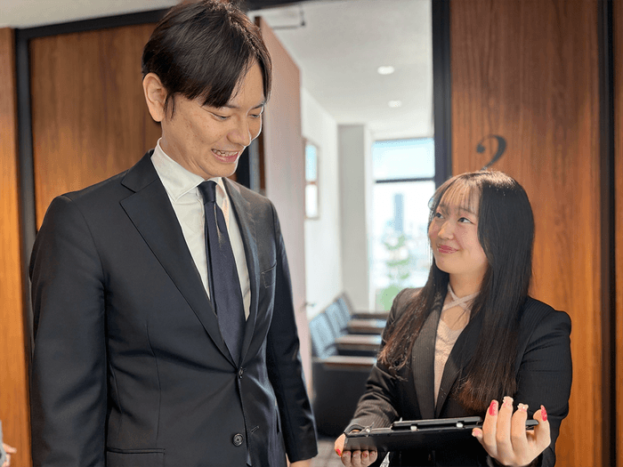 弁護士とパラリーガル