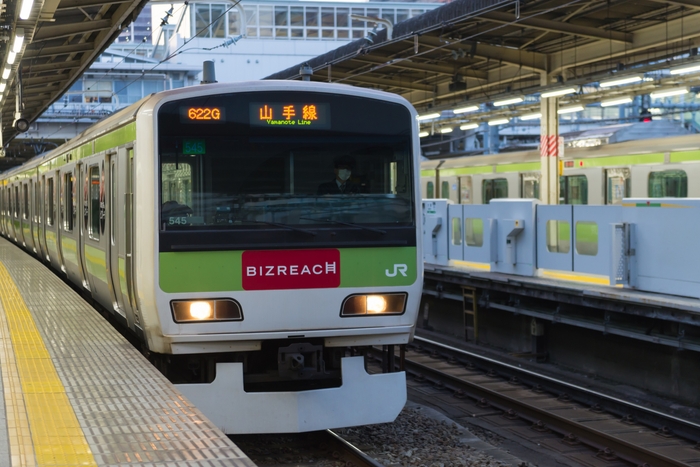 アドトレイン外観2