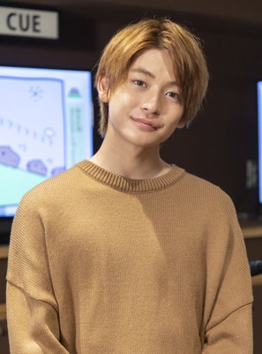 高橋文哉