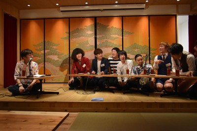 こほりのまかない風景/芸人全員で今日の反省会