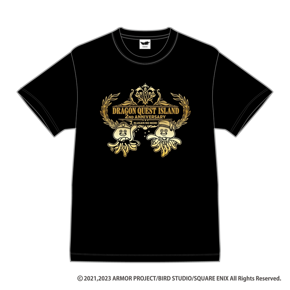 ▲新グッズ 「ドラゴンクエスト アイランド　2周年記念箔押しTシャツ」　3,300円(税込)
