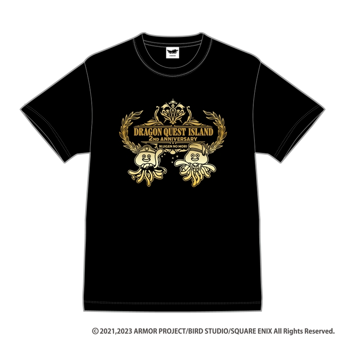 ▲新グッズ 「ドラゴンクエスト アイランド　2周年記念箔押しTシャツ」　3,300円(税込)