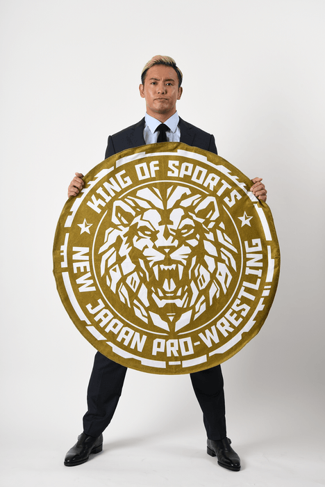 オカダ選手にタオルを持っていただきました!