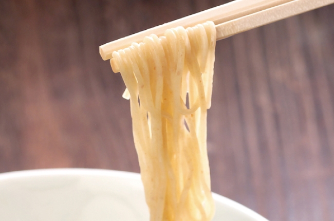 地元佐賀県の国産小麦を使った麺