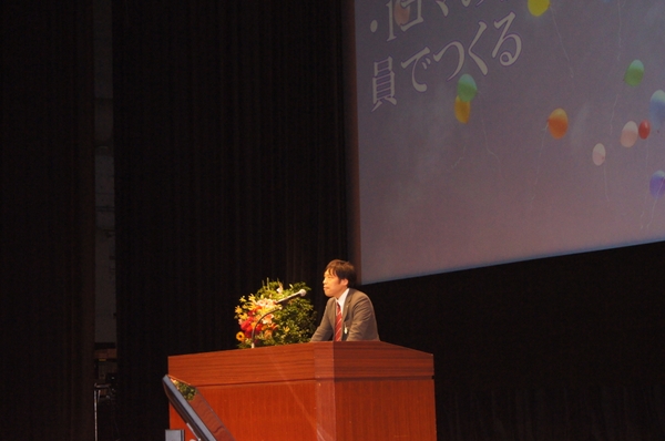 授業について熱く語る田村先生