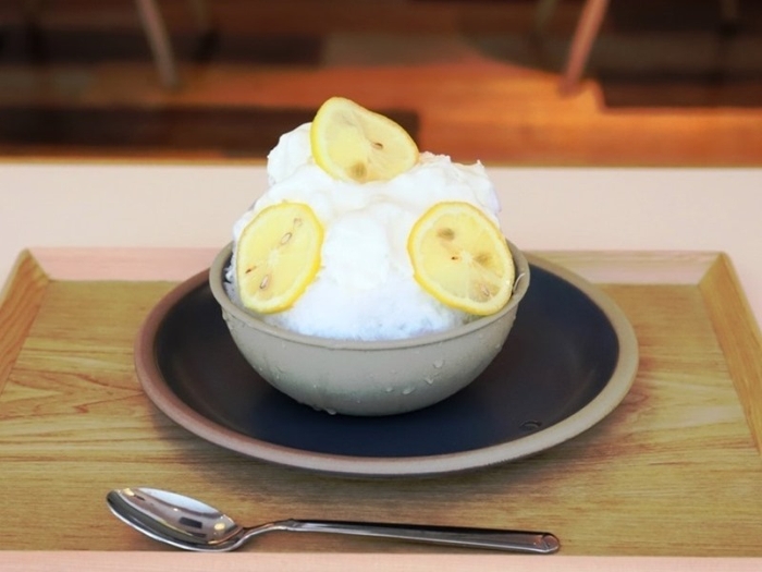 かき氷(はちみつレモンレアチーズ) 880円