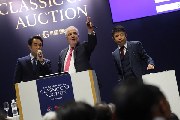 日本最大級のクラシックカーオークション　 「CLASSIC CAR AUCTION at GLION MUSEUM」　 本日11月30日（金）大阪港で初開催