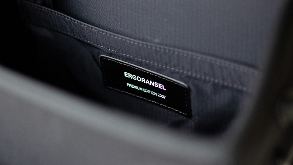 内側のプレミアムラベル