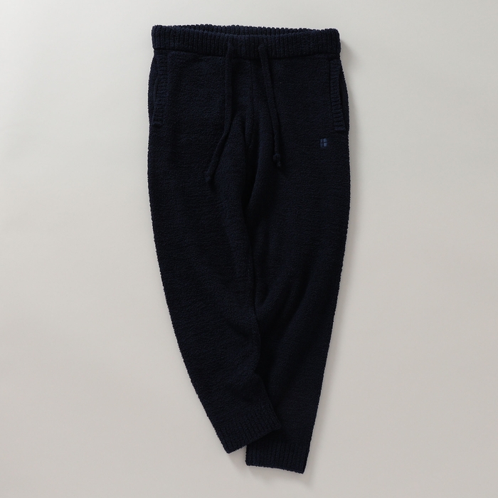 RELAX JOGGER PANTS　¥9,900（inc. tax）NAVY