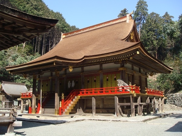 日吉大社東本宮本殿